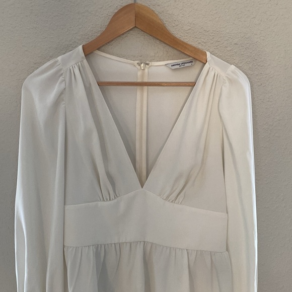 EUC Amanda Uprichard ivory peplum blouse - Picture 3 of 9